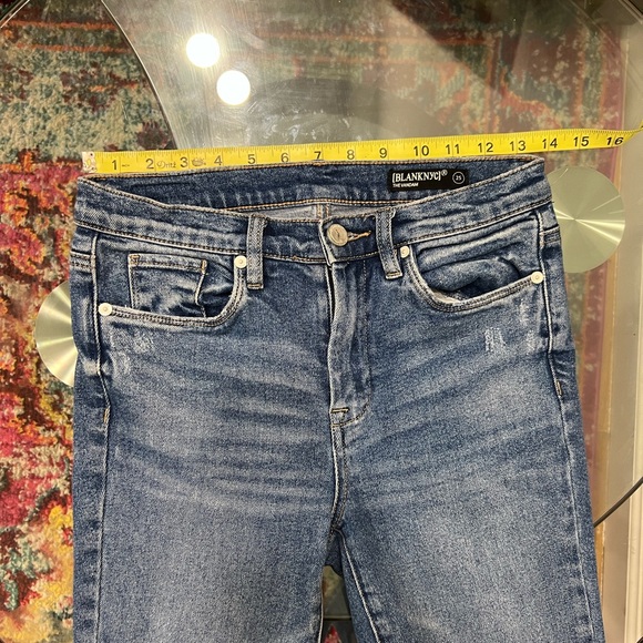 BLANK NYC - THE VANDAM in Dance-off High-rise kick flare medium indigo wash 25 - Picture 5 of 6